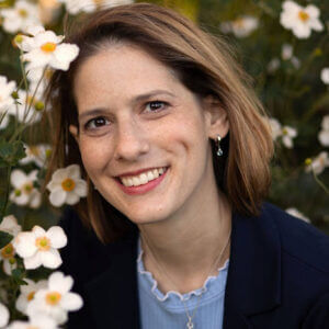 Photo of Lauren Rabinovitz